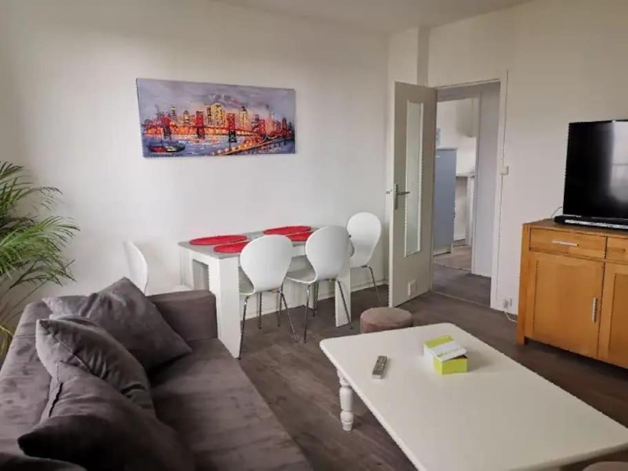 Apartment Near The Breton Coast 5 Location Pres Des Cotes Bretonnes *